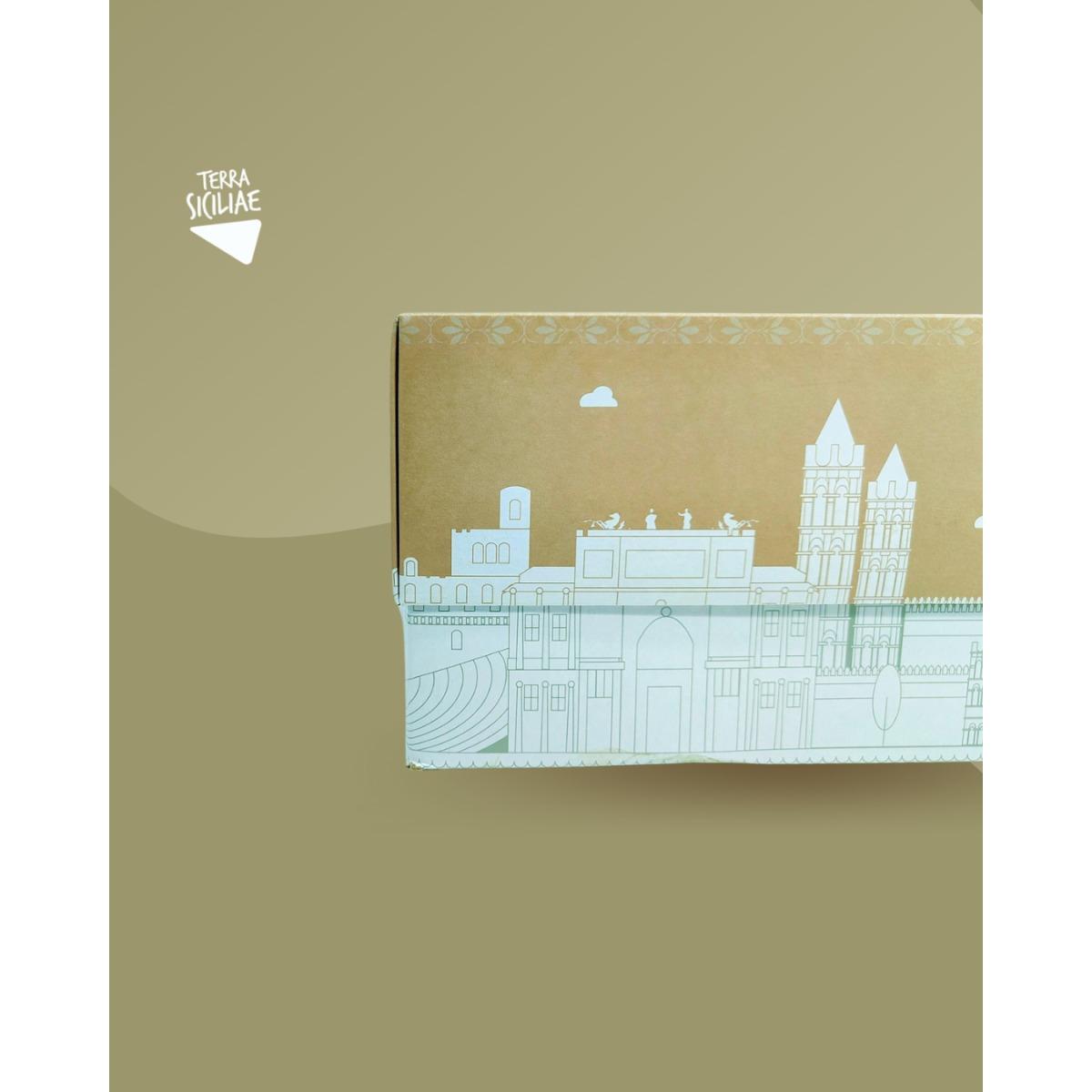 Colomba Artigianale farcita al cioccolato e ricoperta di glassa cioccolato fondente e sfogliette di mandorla, 1000g