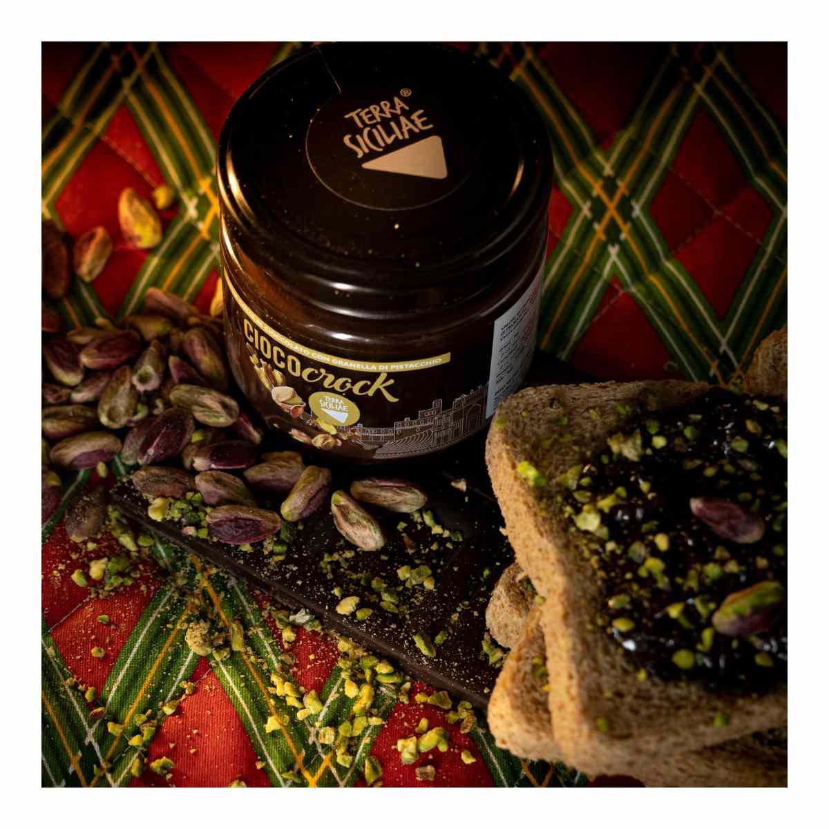 CiocoCrock, Crema dolce spalmabile al Cioccolato con granella di Pistacchio, 190 g